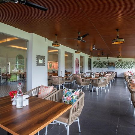 Stone Wood Hotel Amboli Amboli  Eksteriør billede
