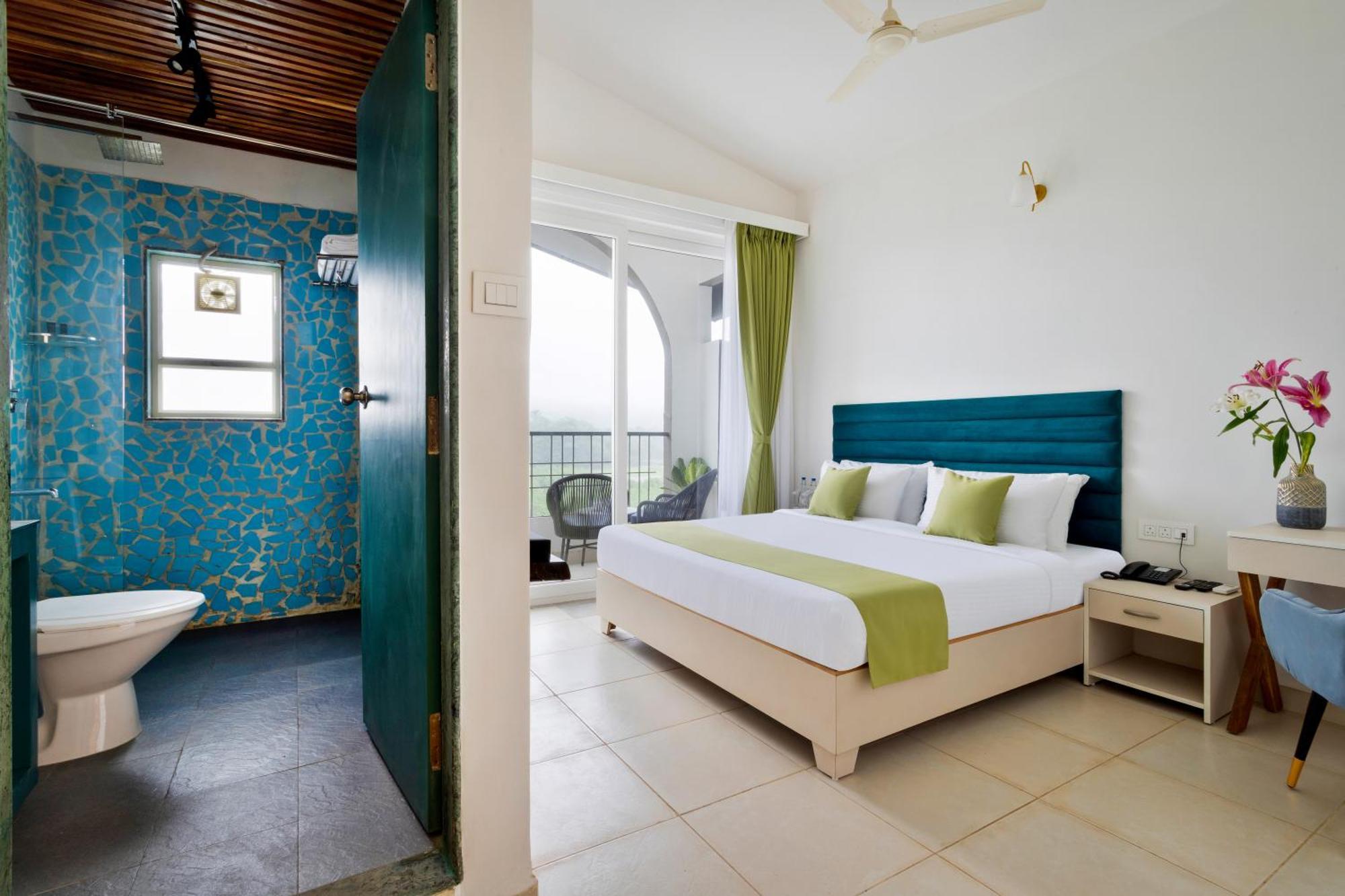 Stone Wood Hotel Amboli Amboli  Eksteriør billede